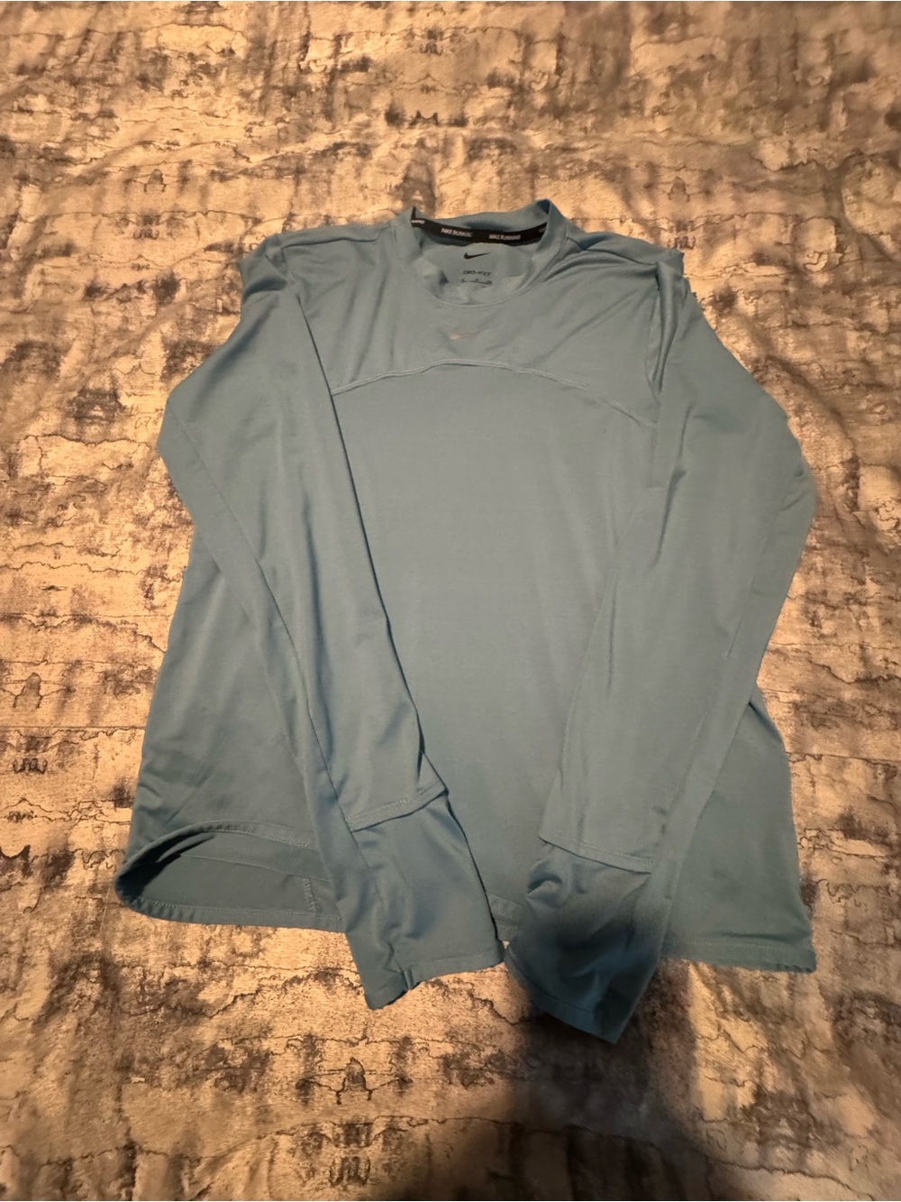 Nike women’s Long-Sleeve Performance Tee - Light Blue